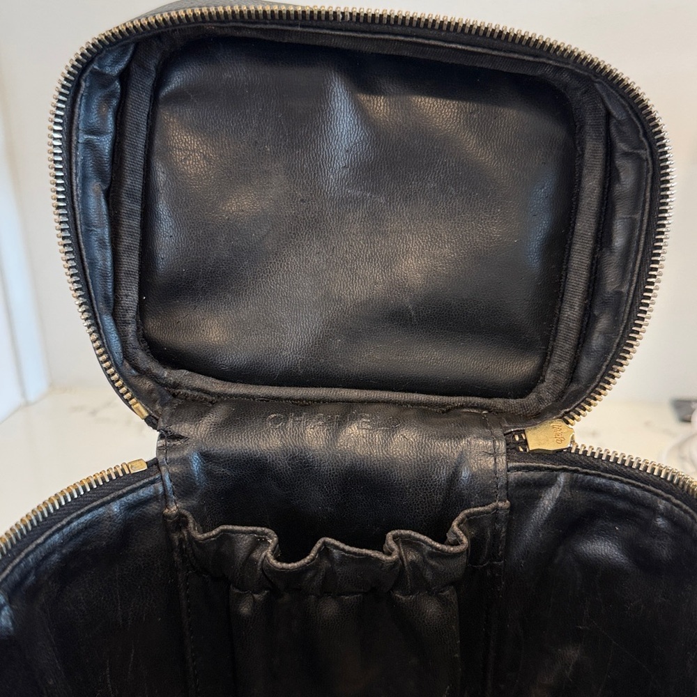 Chanel Caviar Vanity Case - Picture 11 of 11